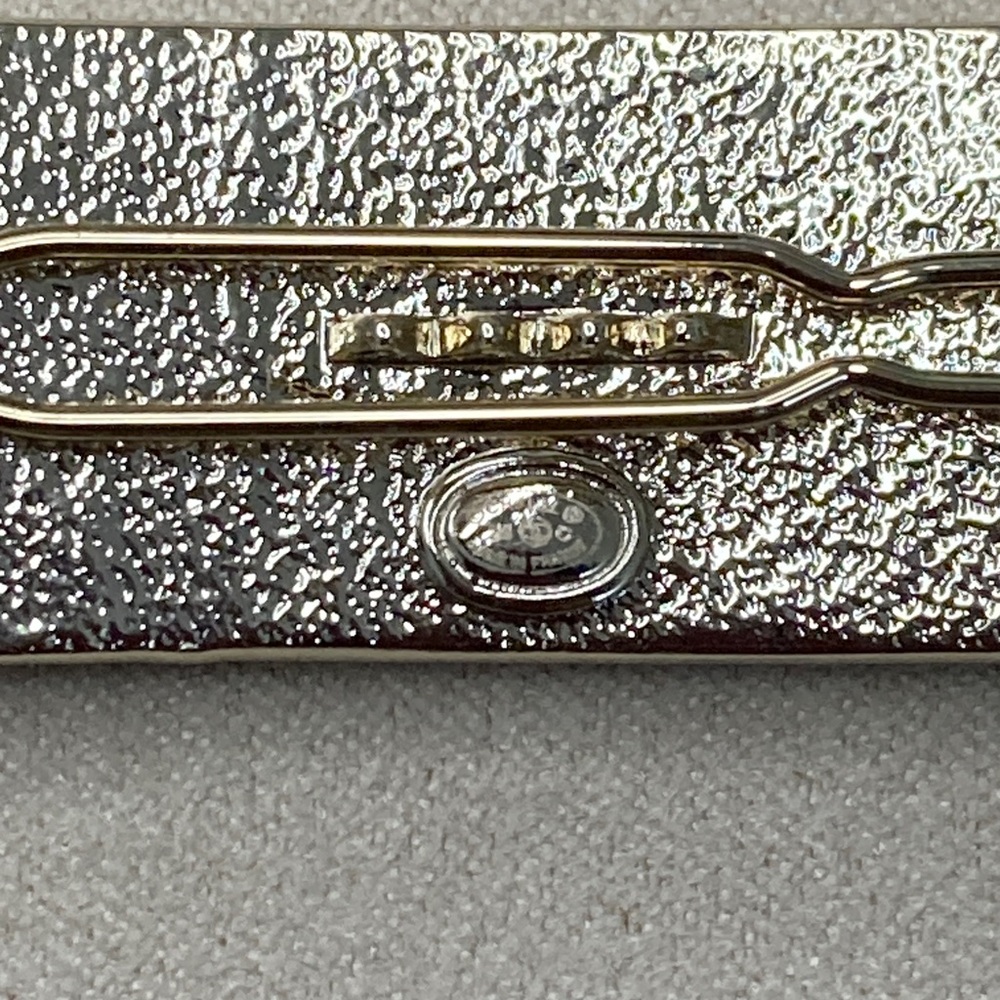 CHANEL Navy and Silver Logo Hair Clip - Picture 4 of 4